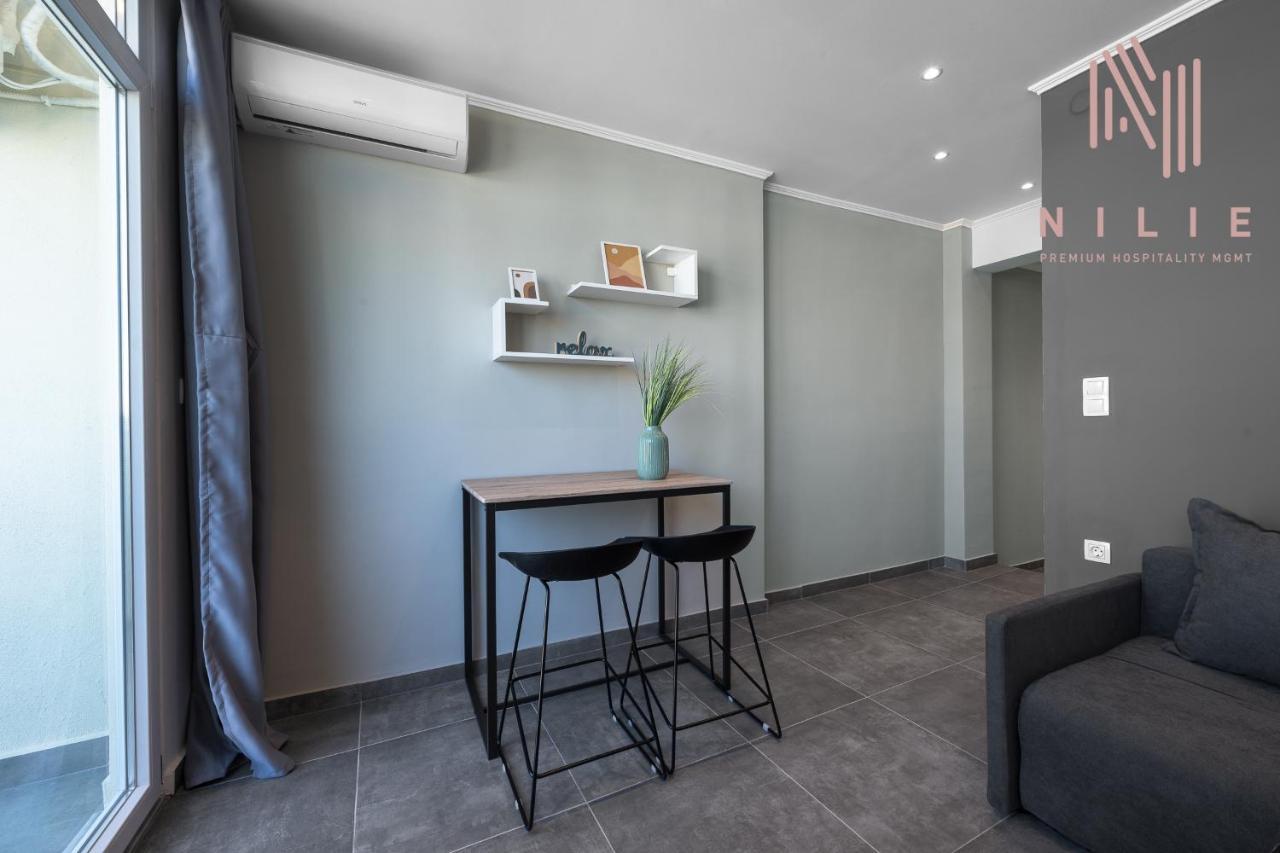 V1 Penthouse, Nilie Hospitality Mgmt Apartment Thessaloniki Exterior photo