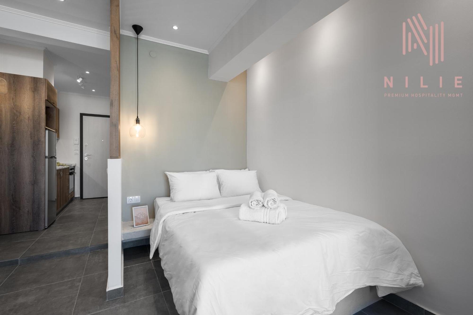 V1 Penthouse, Nilie Hospitality Mgmt Apartment Thessaloniki Exterior photo
