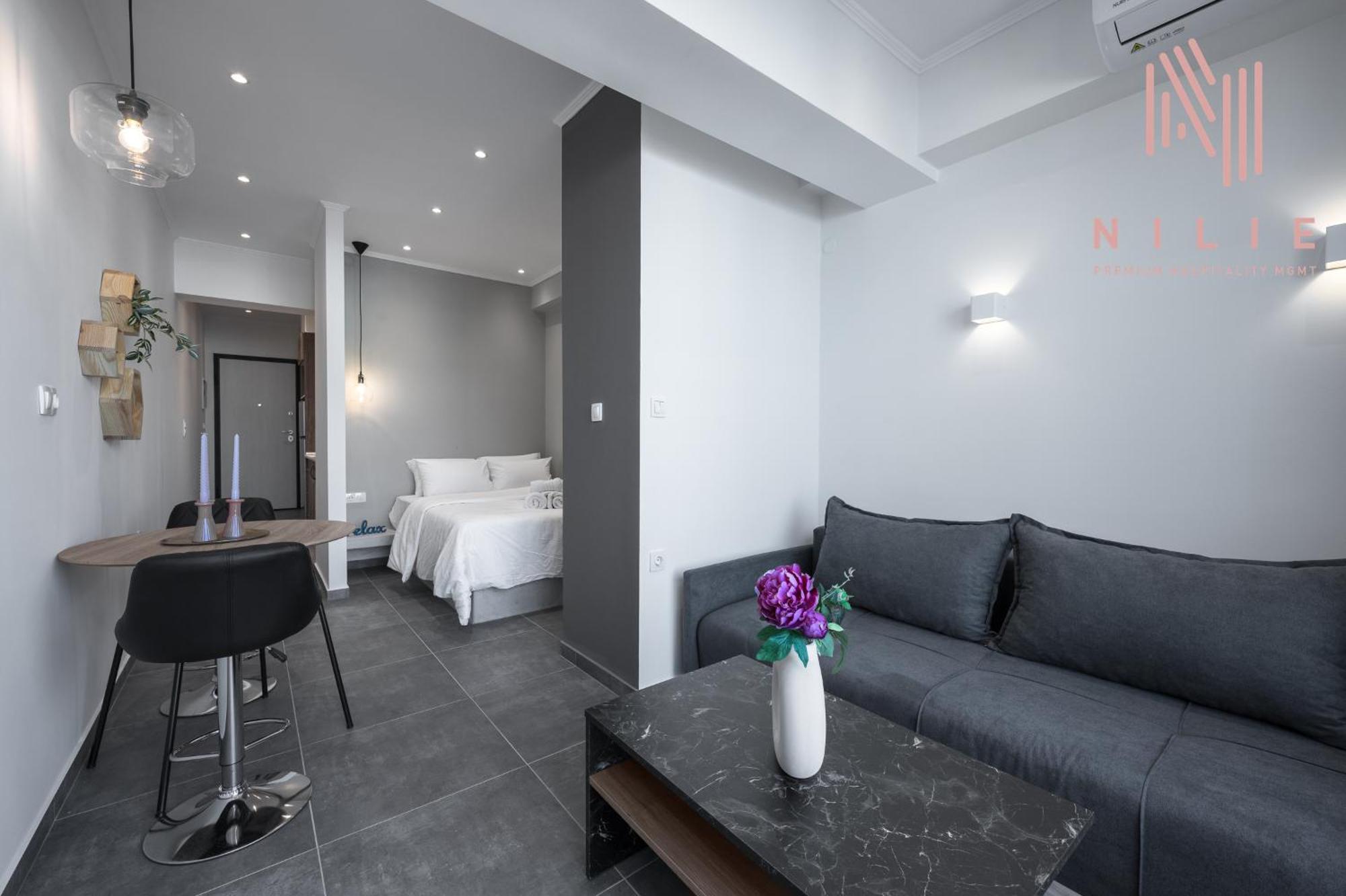 V1 Penthouse, Nilie Hospitality Mgmt Apartment Thessaloniki Exterior photo